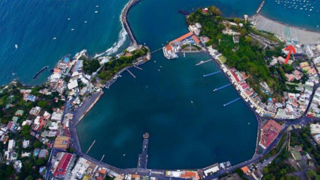 Un Angolo di Mare...nel centro di Ischia! Esterno foto